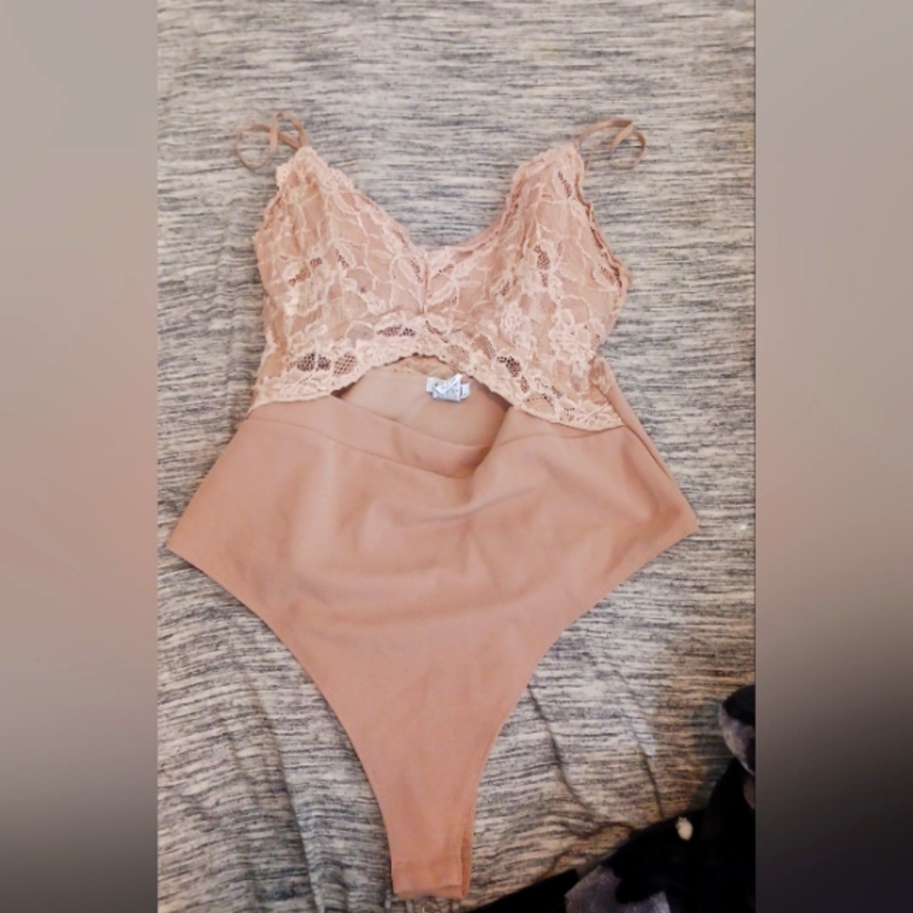 Woman's bodysuit